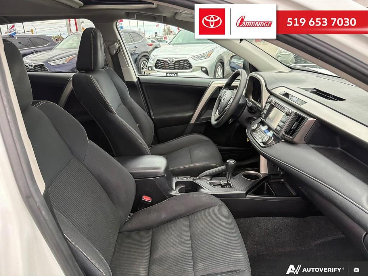 2015 Toyota RAV4 XLE Photo