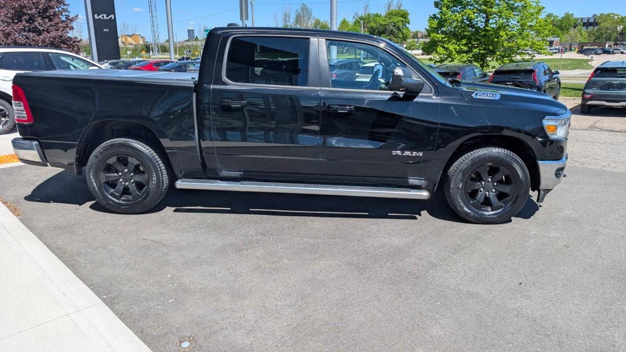 2022 RAM 1500 Big Horn 4x4 Crew Cab 5'7" Box Photo