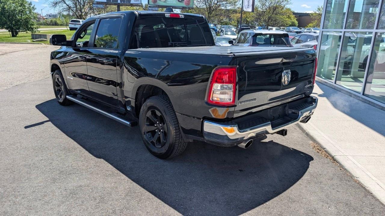 2022 RAM 1500 Big Horn 4x4 Crew Cab 5'7" Box Photo