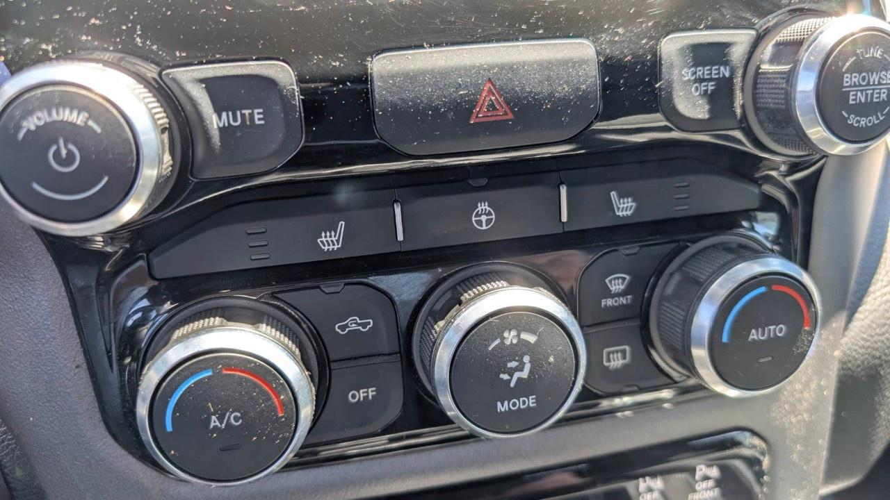 2022 RAM 1500 Big Horn 4x4 Crew Cab 5'7" Box Photo