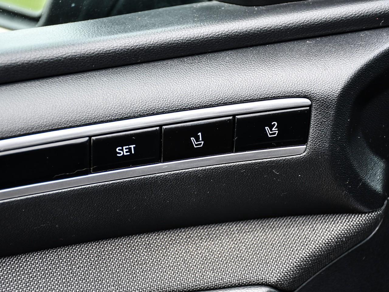 2024 Hyundai Tucson Plug-In Hybrid Ultimate PLUG-IN HYBRID | NAV | SUNROOF | HTD SEATS | HTD STEERING Photo