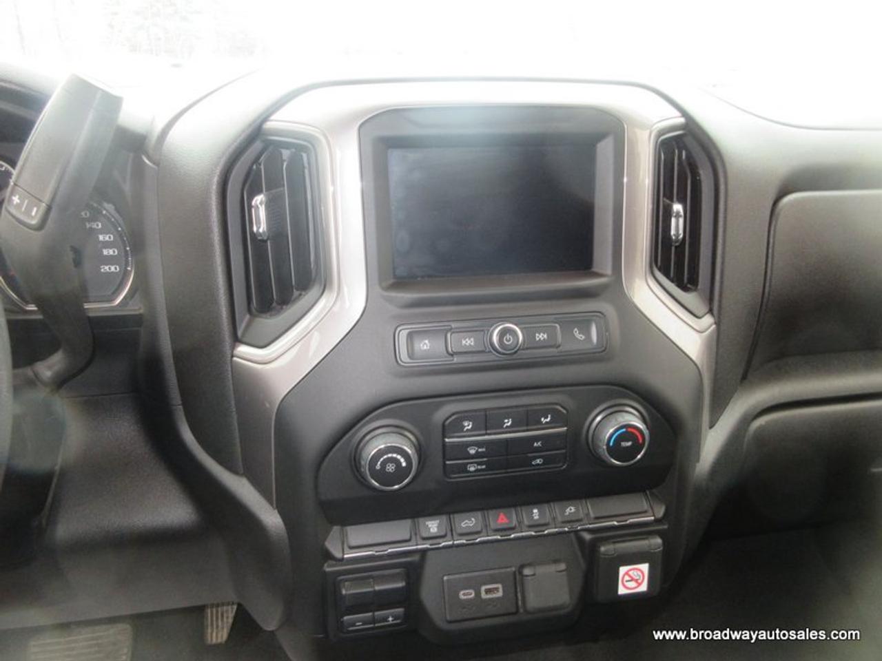 2022 Chevrolet Silverado 2500 3/4 TON LS-CUSTOM-PACKAGE 6 PASSENGER 6.6L - DURAMAX.. 4X4.. CREW-CAB.. 6.6-FOOT-BOX.. HEATED SEATS.. BACK-UP CAMERA.. TRAILER BRAKE.. BLUETOOTH.. Photo