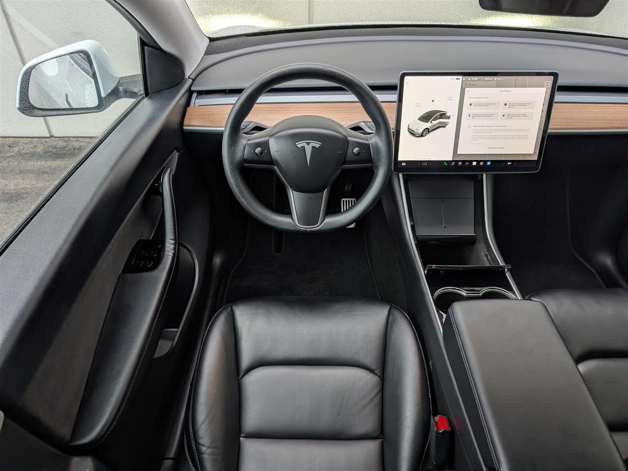 2020 Tesla Model Y LONG RANGE AWD - DUAL MOTOR Photo