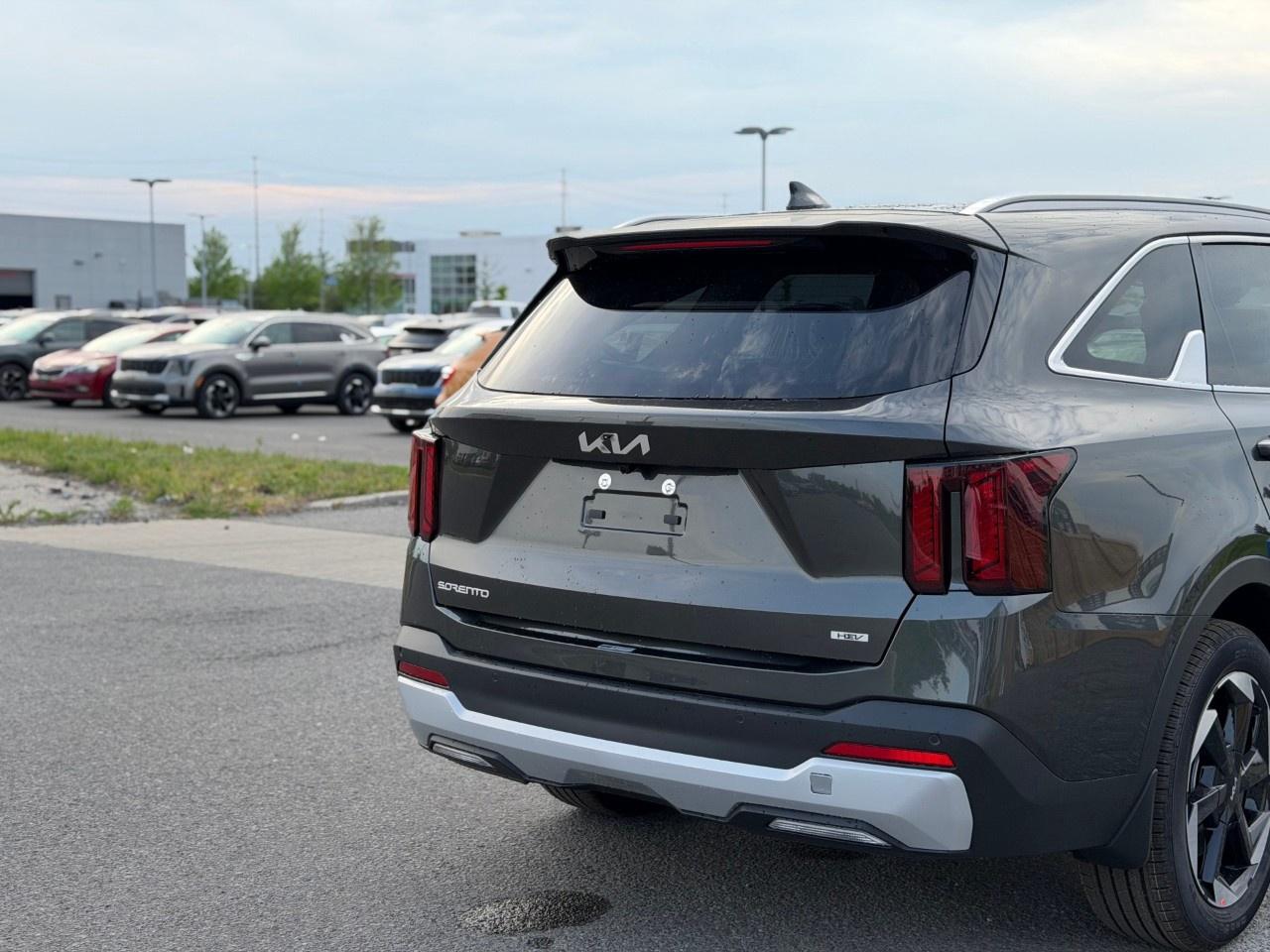 2026 Kia Sorento Hybrid EX AWD Photo