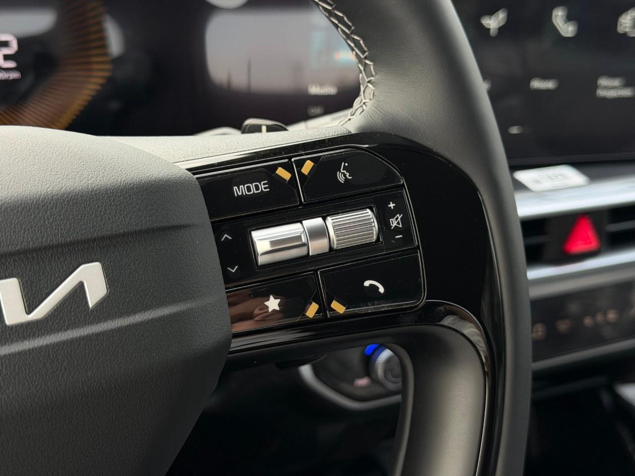 2026 Kia Sorento Hybrid EX AWD Photo