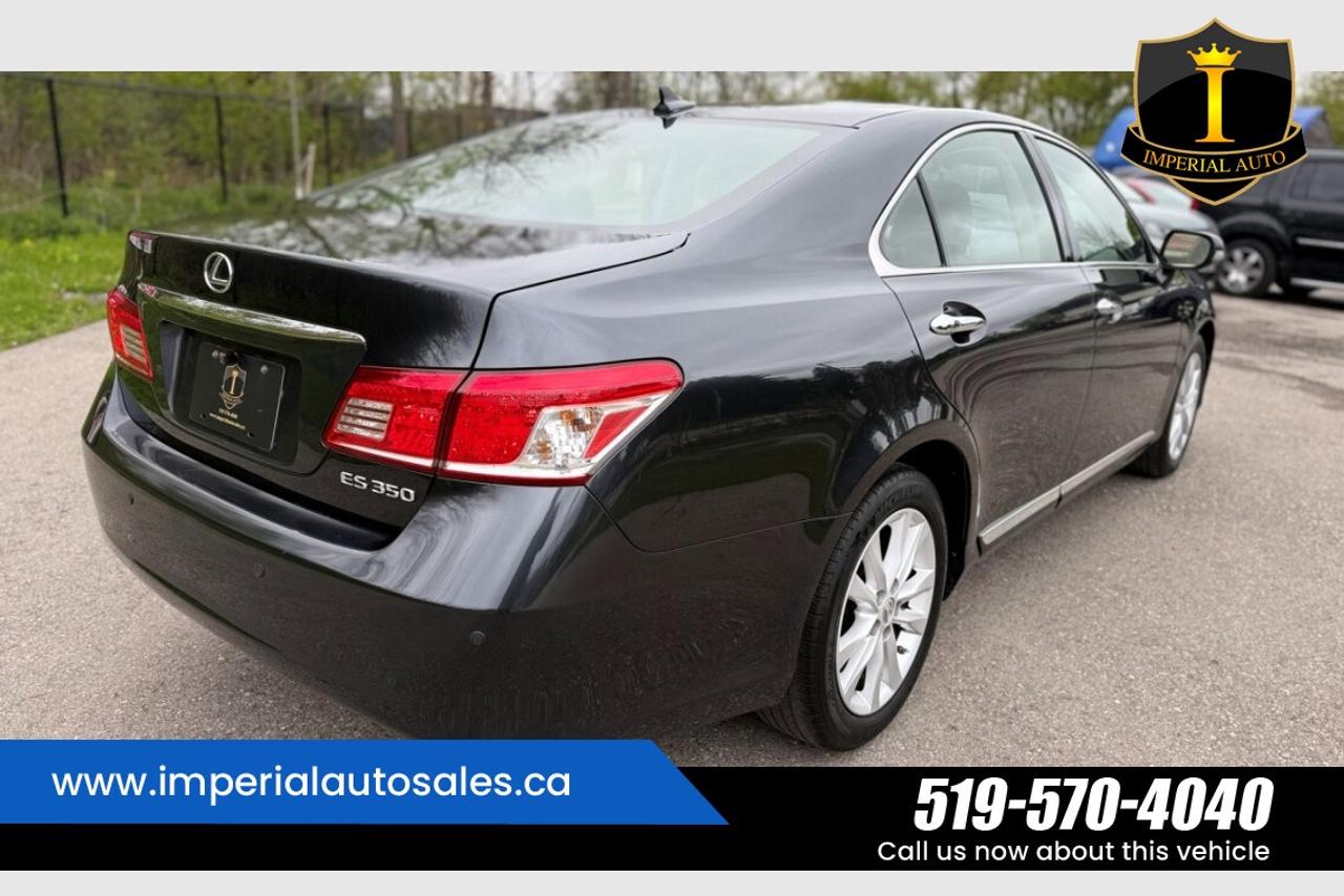 2011 Lexus ES 350  Photo
