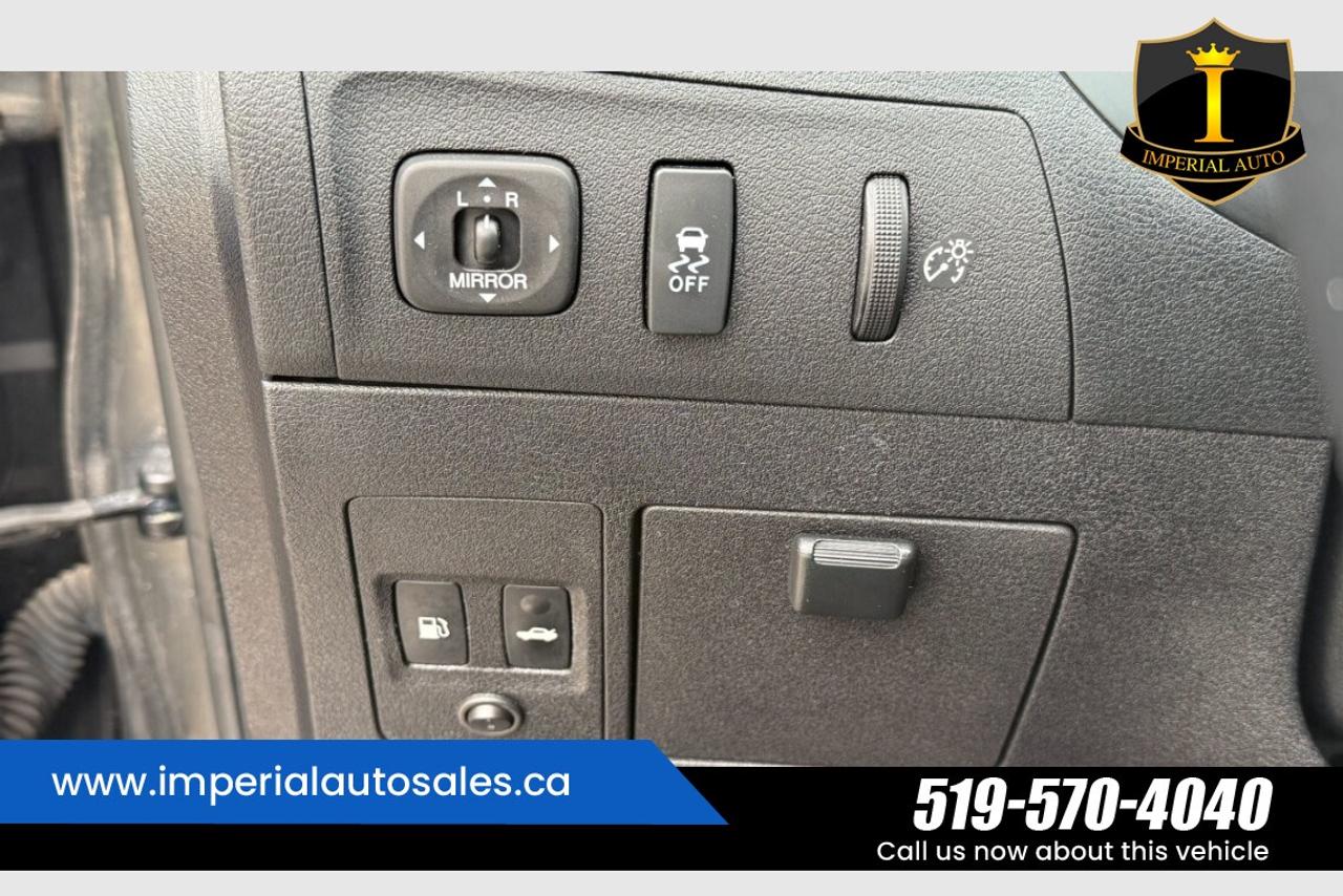2011 Lexus ES 350  Photo