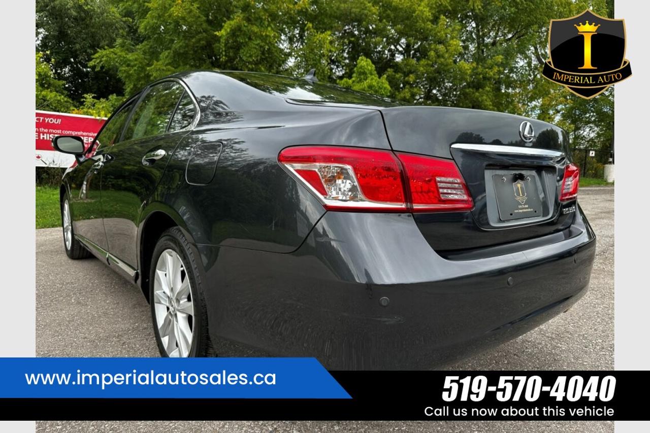 2011 Lexus ES 350 Photo