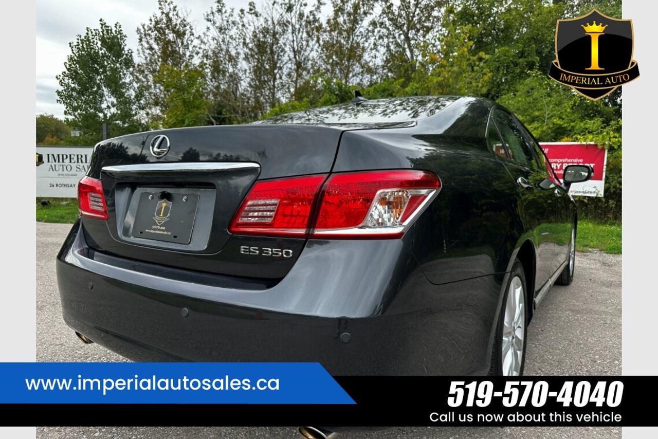 2011 Lexus ES 350 Photo