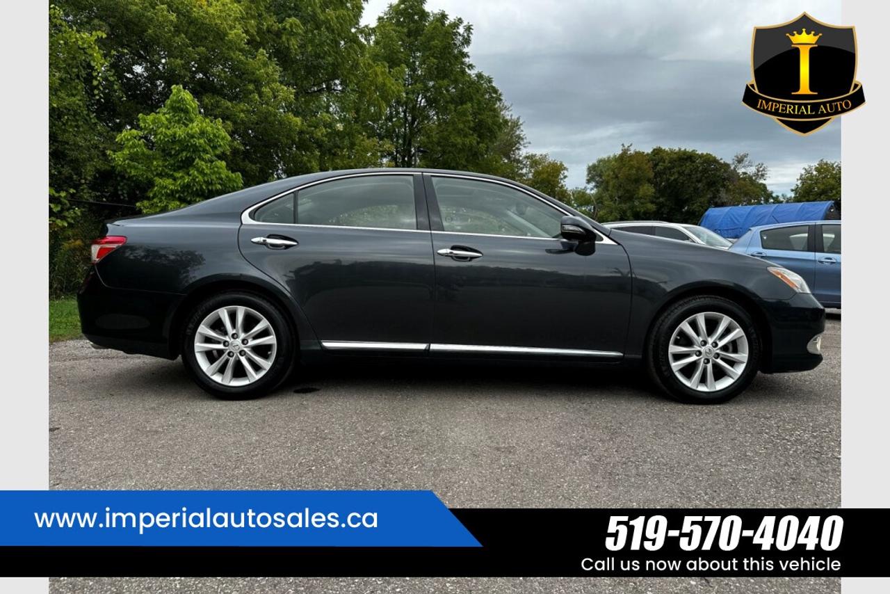 2011 Lexus ES 350 Photo