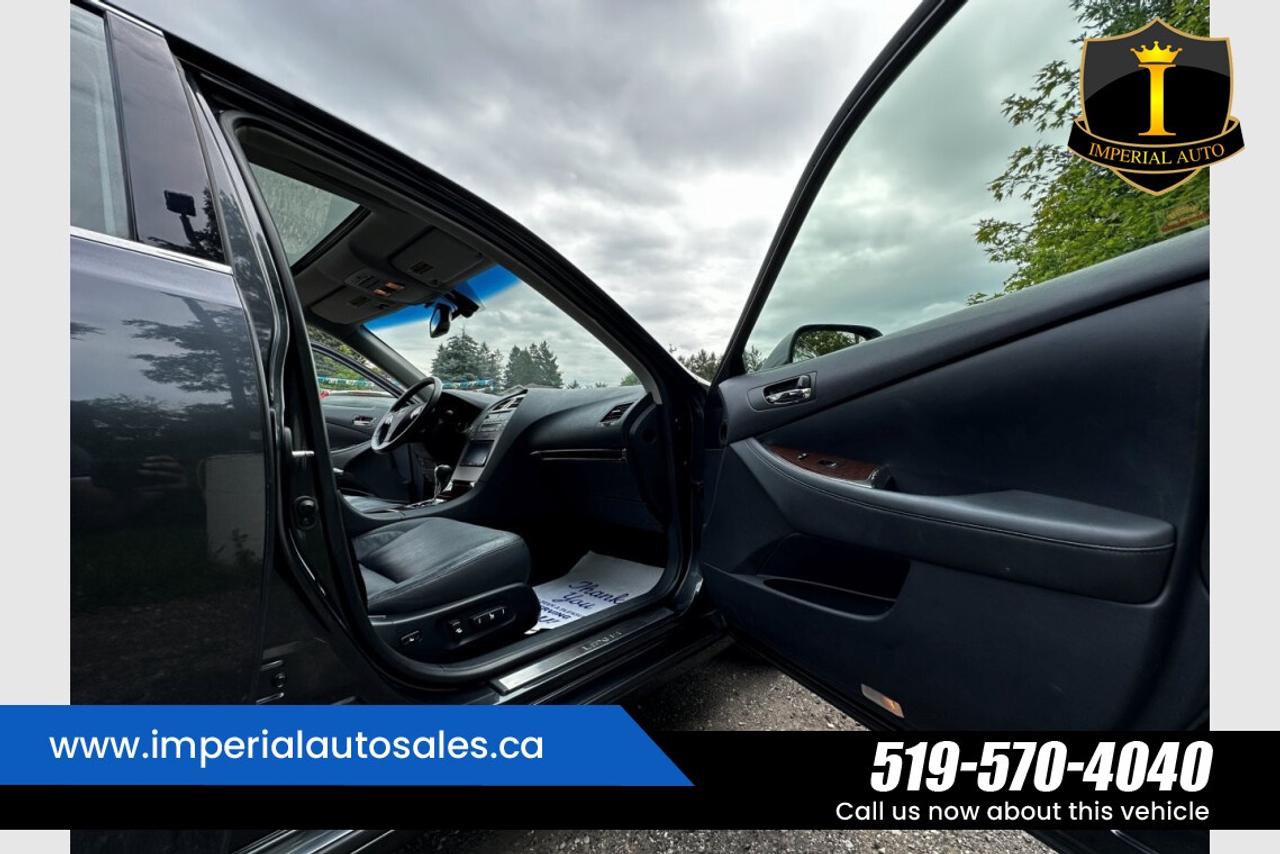 2011 Lexus ES 350 Photo
