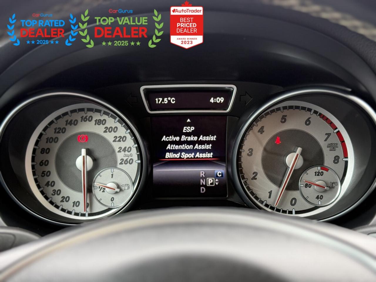 2017 Mercedes-Benz GLA NAVI | PREMIUM | PANO | LOADED Photo