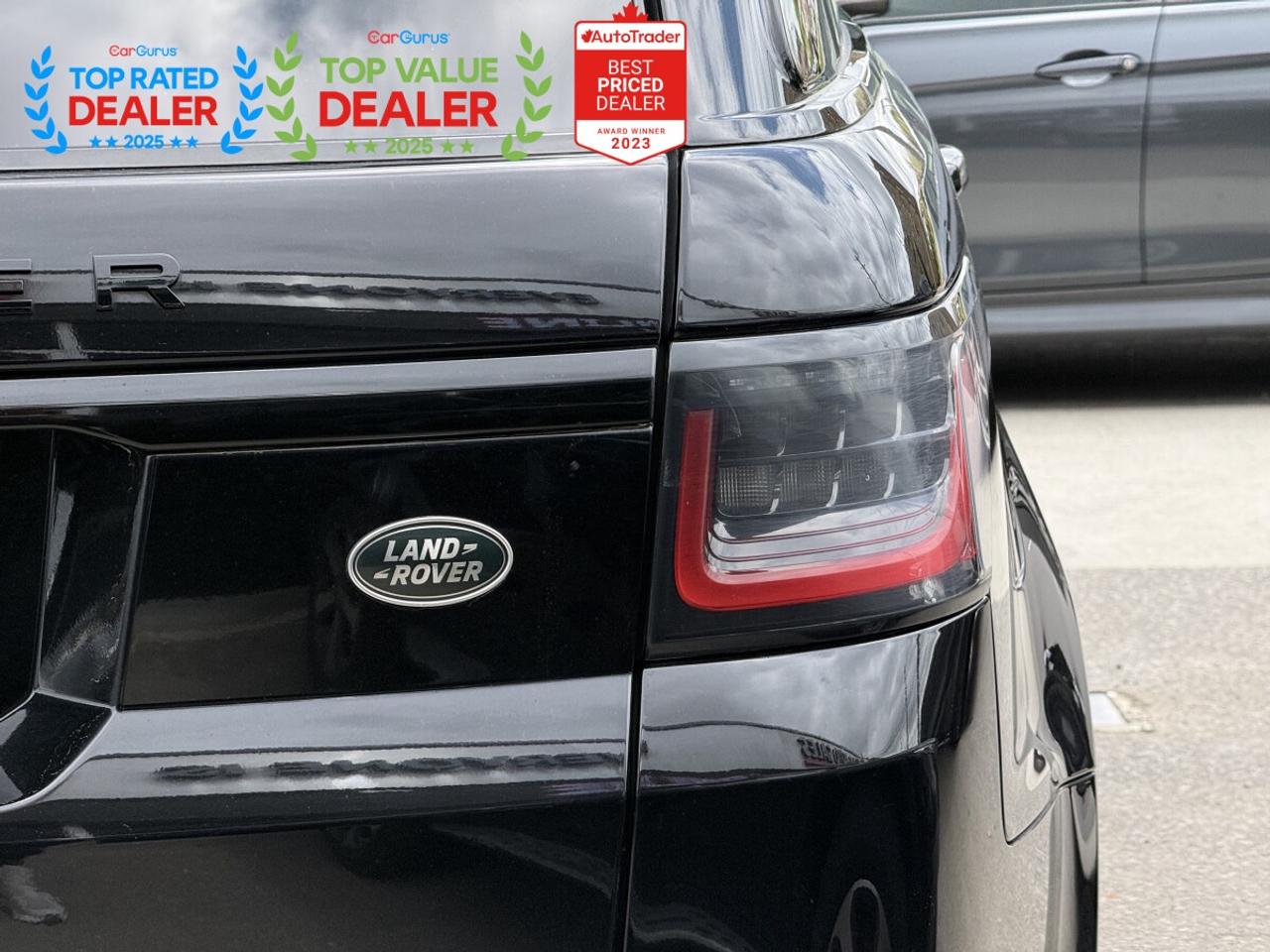 2019 Land Rover Range Rover Sport SUPERCHARGED V8 | HUD | REAR TV | LOADED Photo