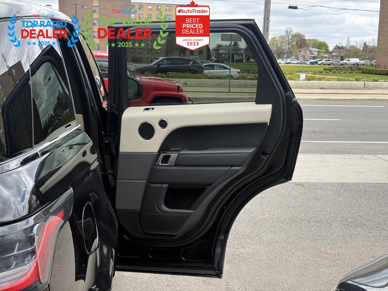 2019 Land Rover Range Rover Sport SUPERCHARGED V8 | HUD | REAR TV | LOADED Photo