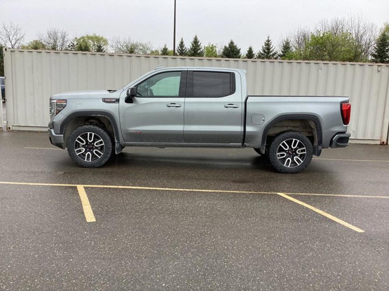 2024 GMC Sierra 1500 AT4 Crew Cab 6' Box 4WD | No Accidents | Ventilated Front Seats Photo