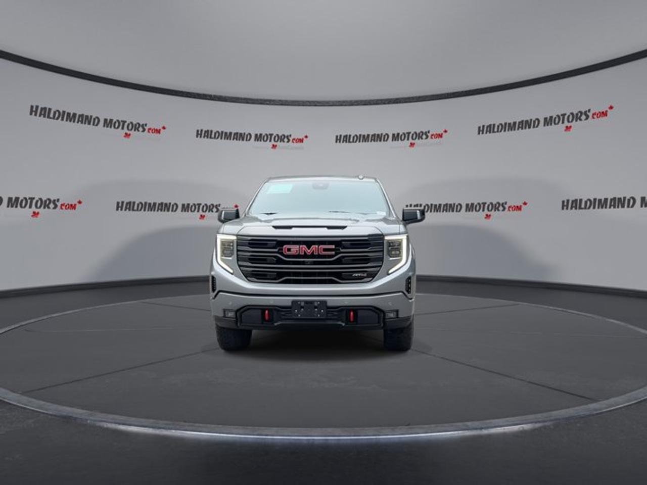 2024 GMC Sierra 1500 AT4 Crew Cab 6' Box 4WD | No Accidents | Ventilated Front Seats Photo2