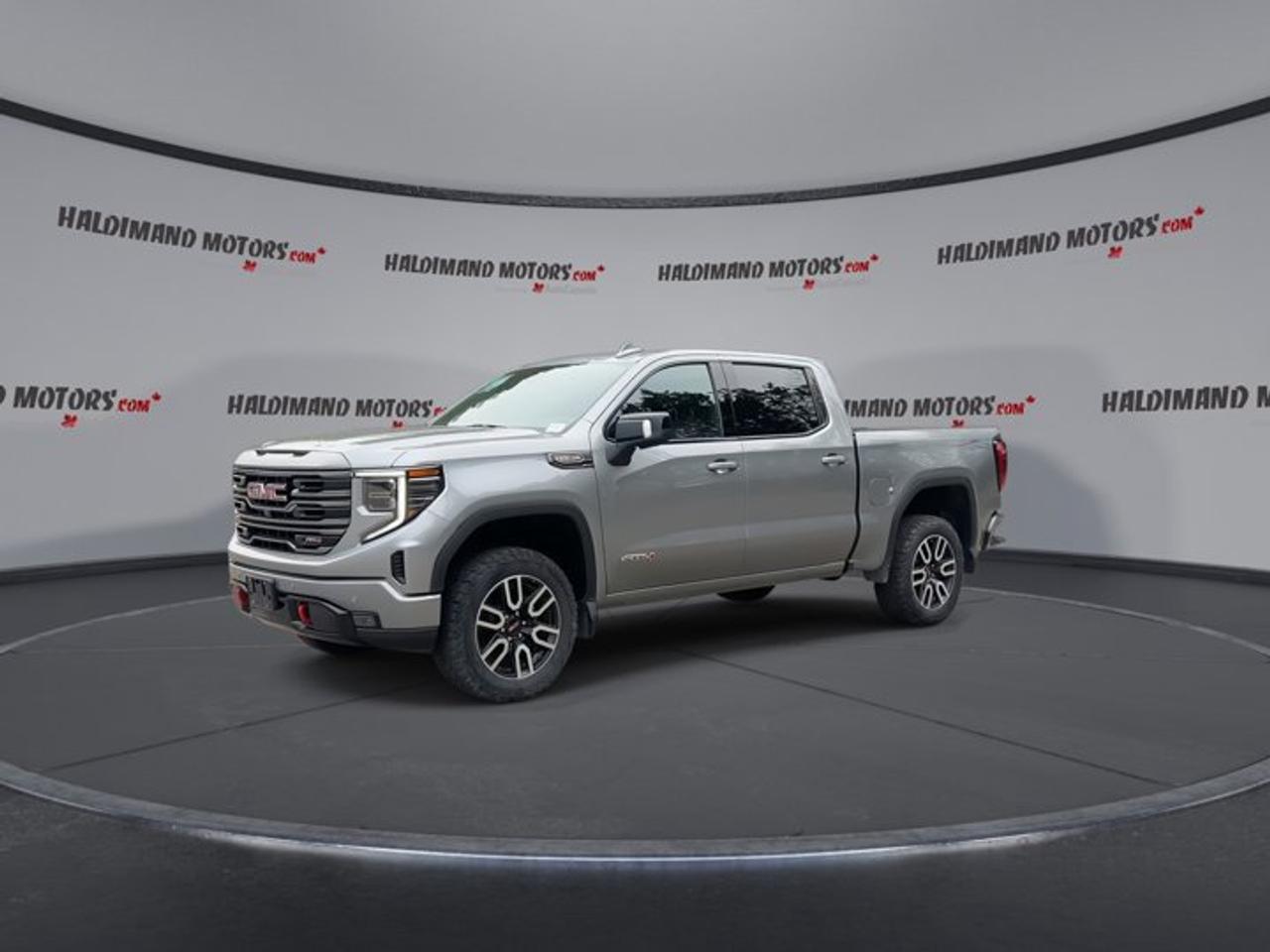 2024 GMC Sierra 1500 AT4 Crew Cab 6' Box 4WD | No Accidents | Ventilated Front Seats Photo3
