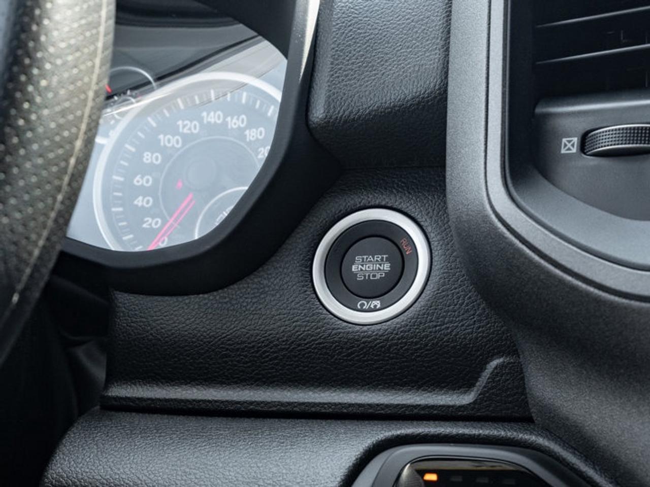 2026 RAM 1500 Express Photo