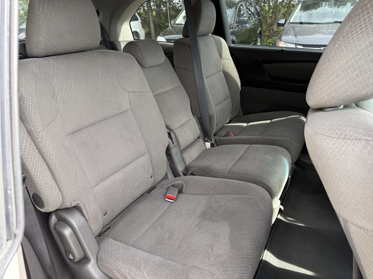 2016 Honda Odyssey EX Photo