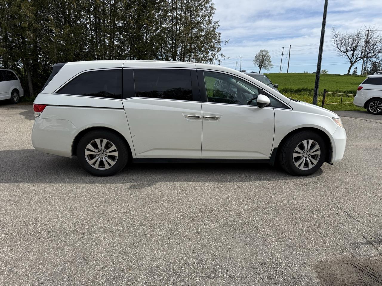 2016 Honda Odyssey EX Photo