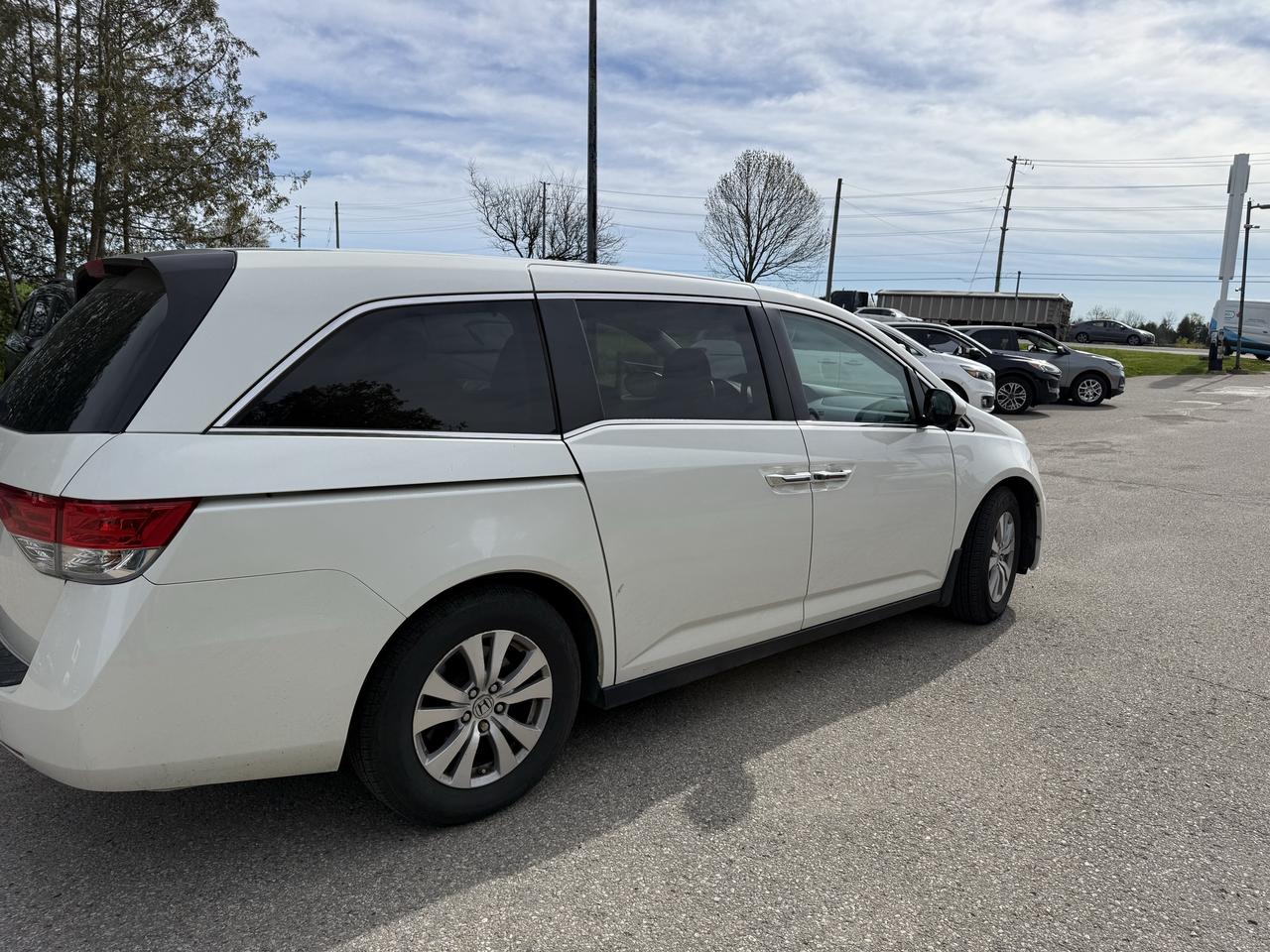 2016 Honda Odyssey EX Photo