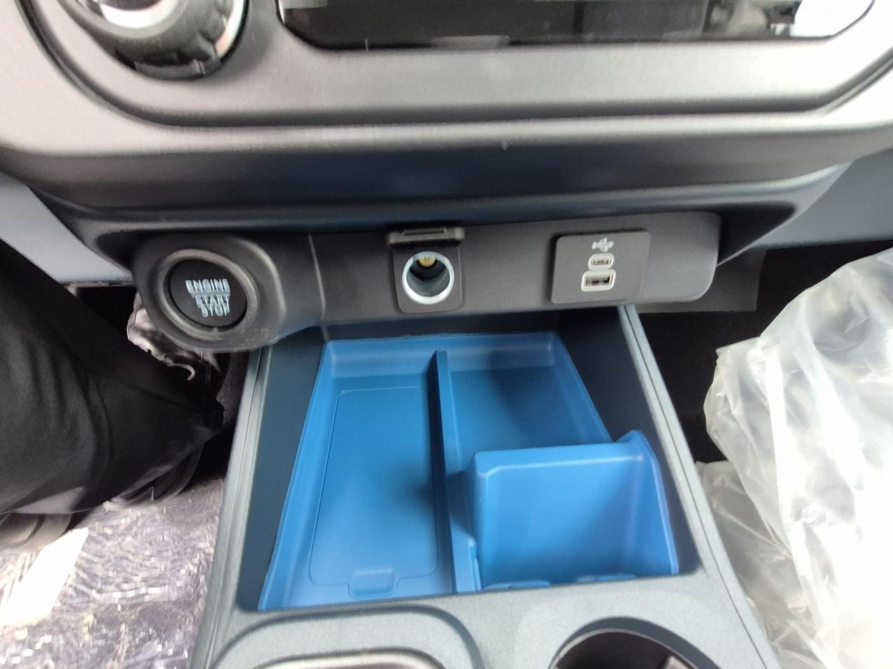 2026 Ford Maverick XLT AWD HYBRID, SPRAY IN BED LINER, REMOTE START Photo