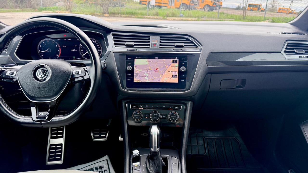 2018 Volkswagen Tiguan SEL Premium Photo