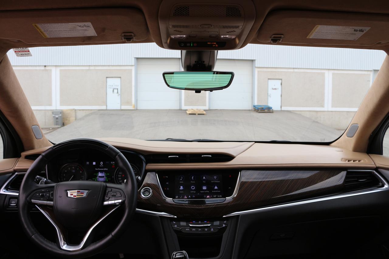 2023 Cadillac XT6 Sport Photo