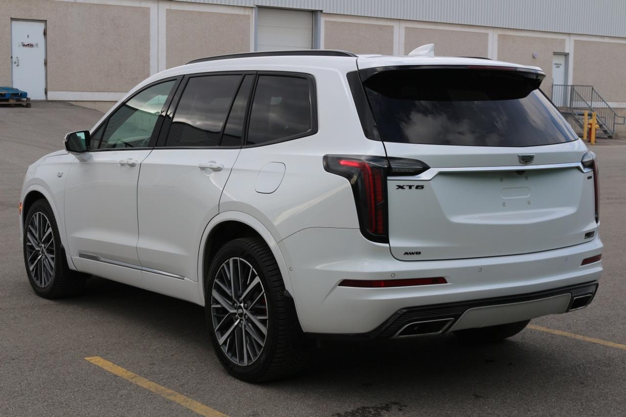 2023 Cadillac XT6 Sport Photo