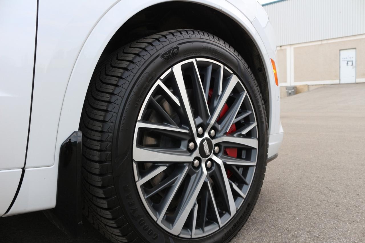 2023 Cadillac XT6 Sport Photo