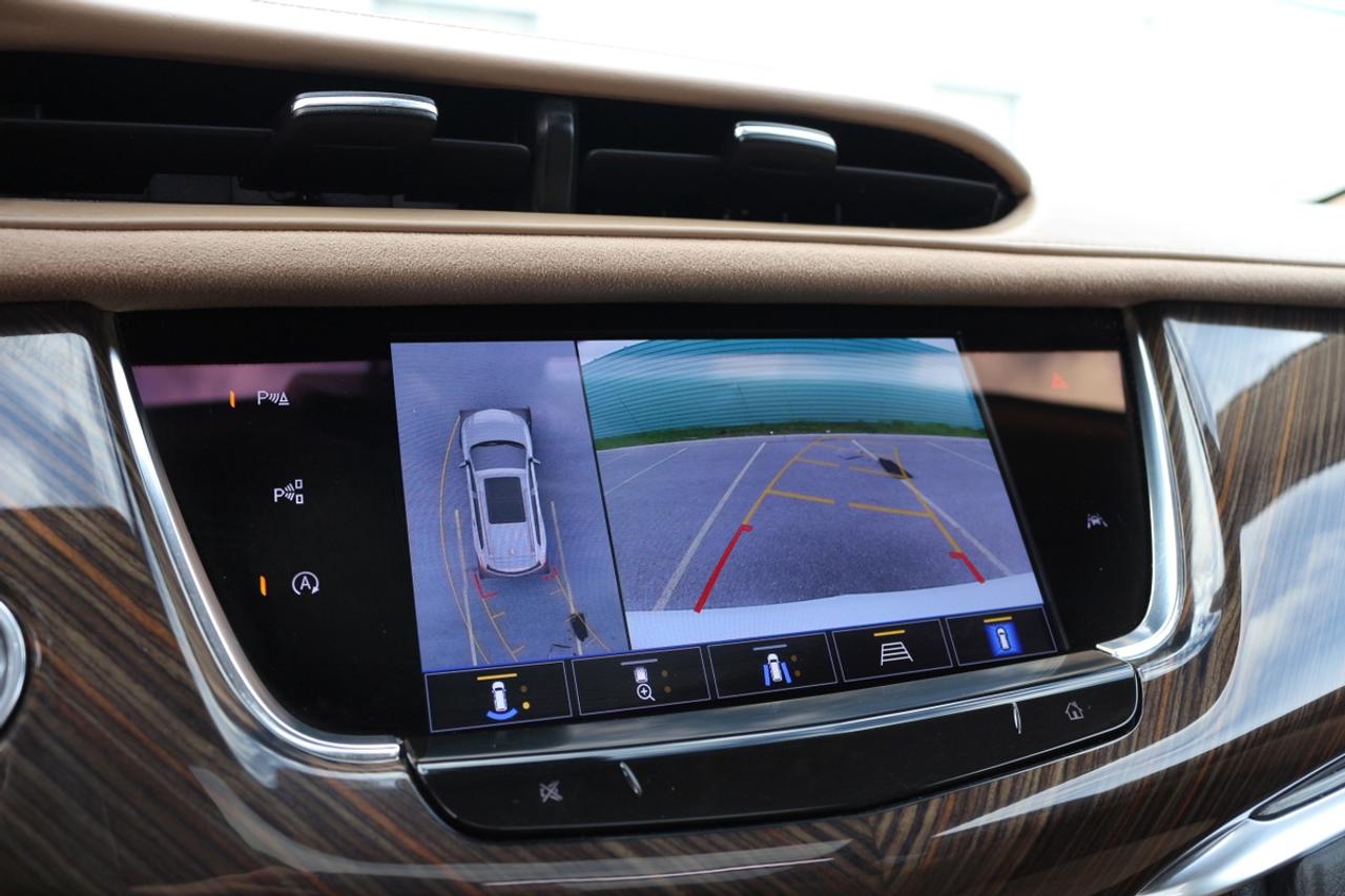 2023 Cadillac XT6 Sport Photo