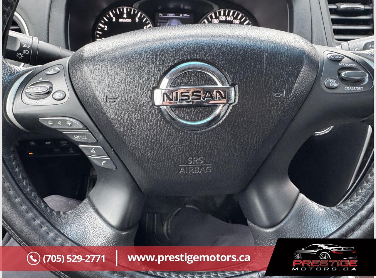 2015 Nissan Pathfinder SL Photo