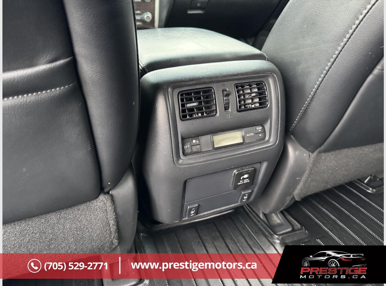2015 Nissan Pathfinder SL Photo