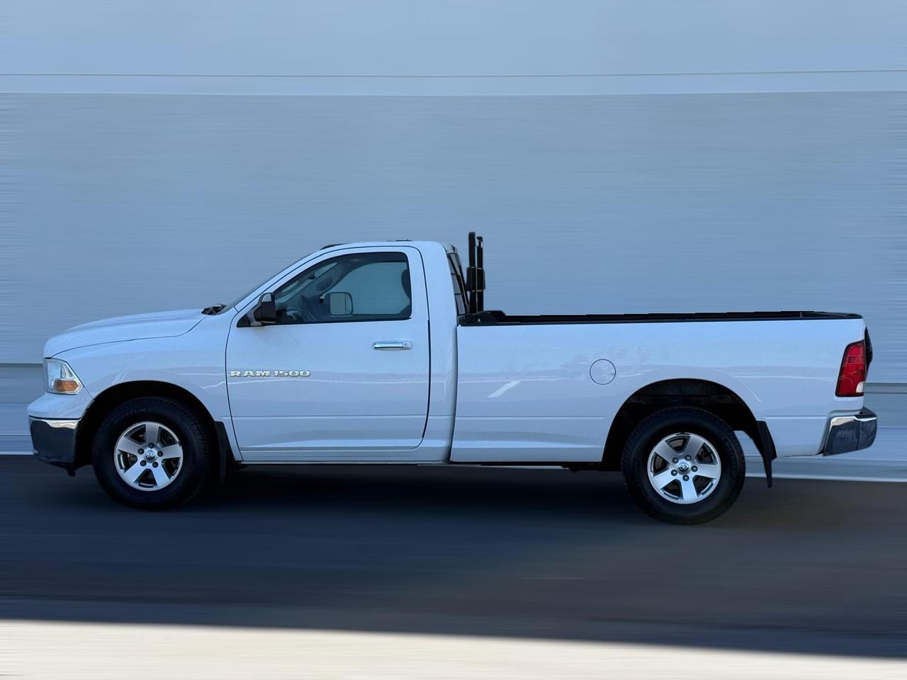 2011 RAM 1500 ST/Only58000km/8 Foot Bed/4.7/RWD/RegCab Photo