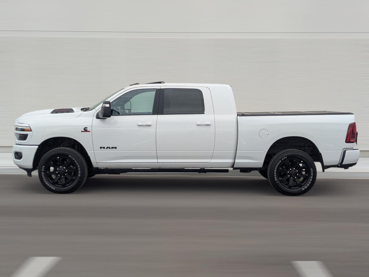 2025 RAM 2500 Diesel/Laramie/6.7 Photo4