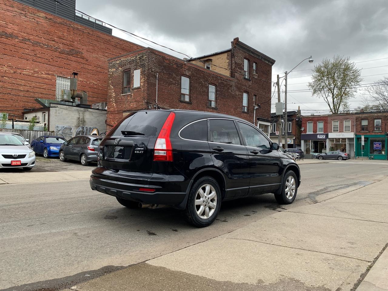 2011 Honda CR-V 4WD 5DR LX Photo4