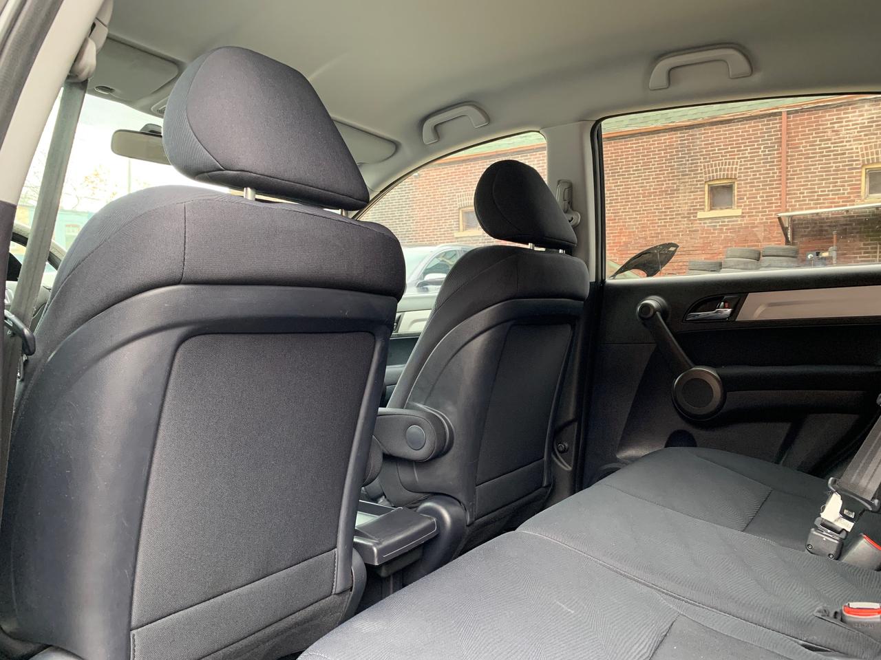 2011 Honda CR-V 4WD 5DR LX Photo