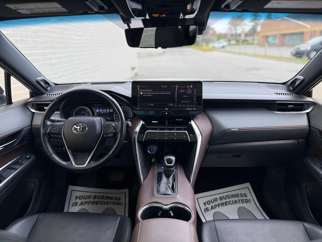 2021 Toyota Venza LIMITED Photo