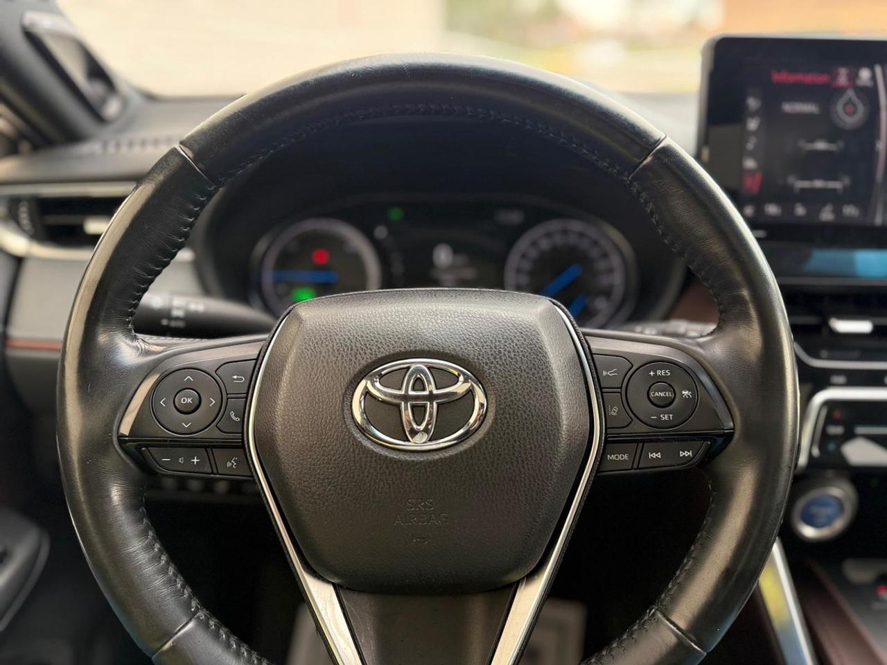 2021 Toyota Venza LIMITED Photo