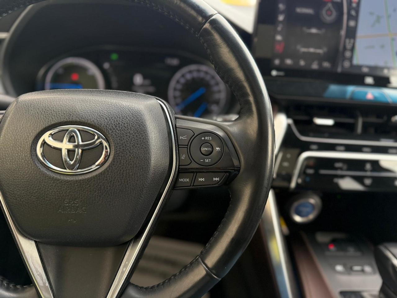 2021 Toyota Venza LIMITED Photo