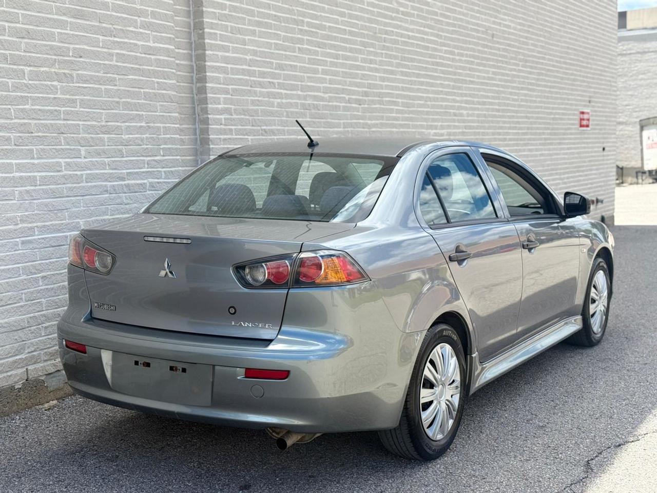 2015 Mitsubishi Lancer DE Photo