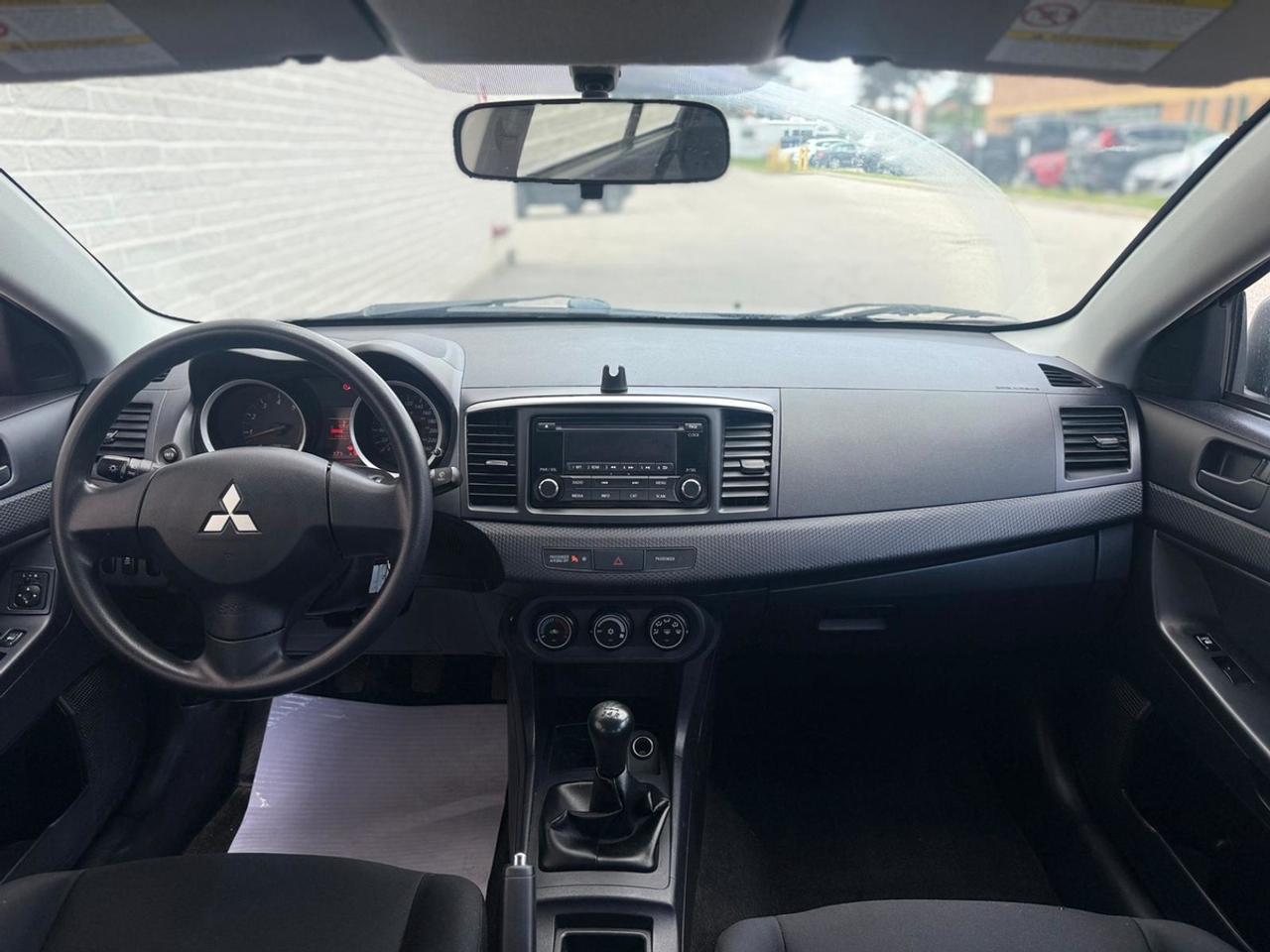 2015 Mitsubishi Lancer DE Photo