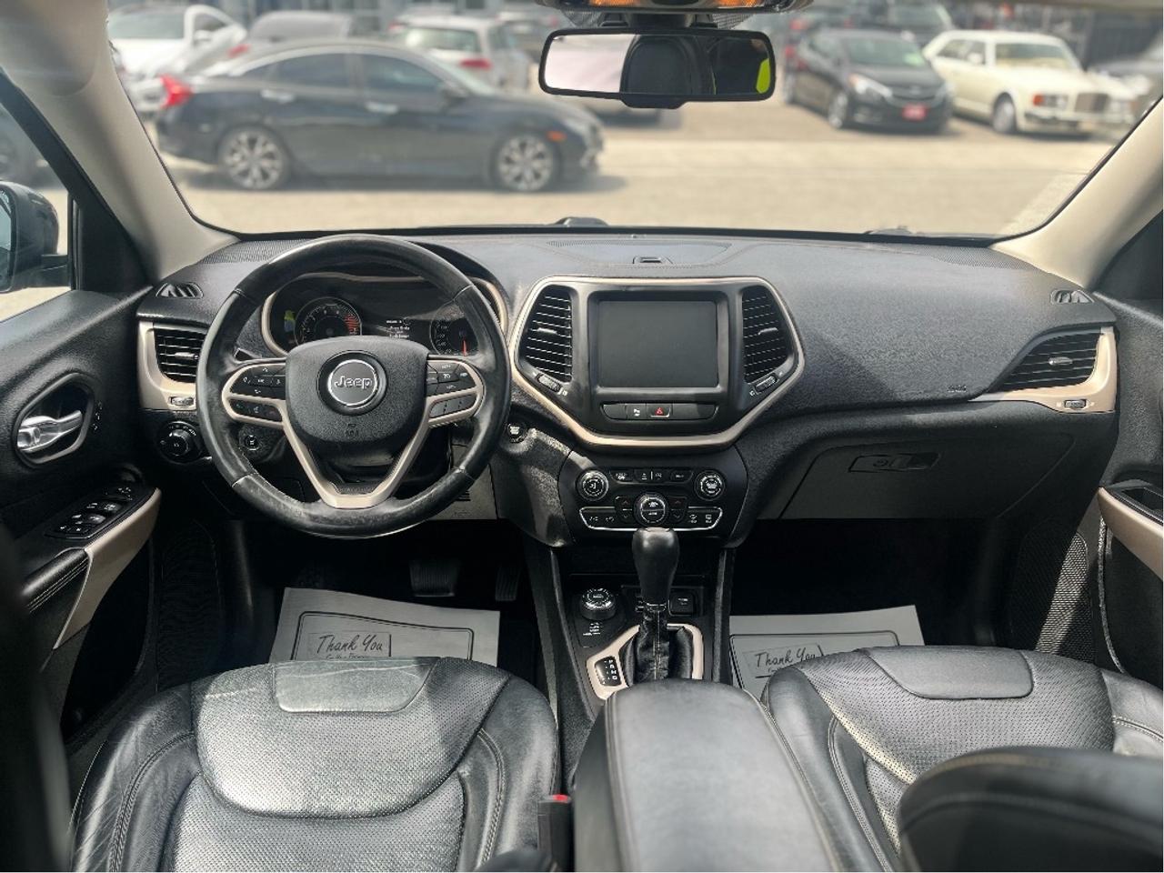 2017 Jeep Cherokee LIMITED V6  CERTIFIED LEATHER NAVI BLIND SPOT Photo