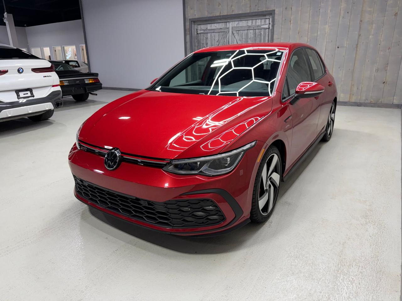 2023 Volkswagen Golf GTI AUTOBAHN 6SPD MAN FACTORY WARRANTY Photo3