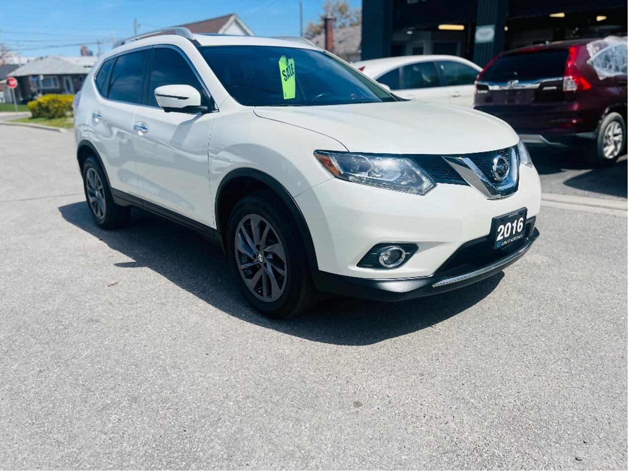 2016 Nissan Rogue SL CERTIFIED AWD LEATHER  BLIND SPOT 360 CAM Photo3