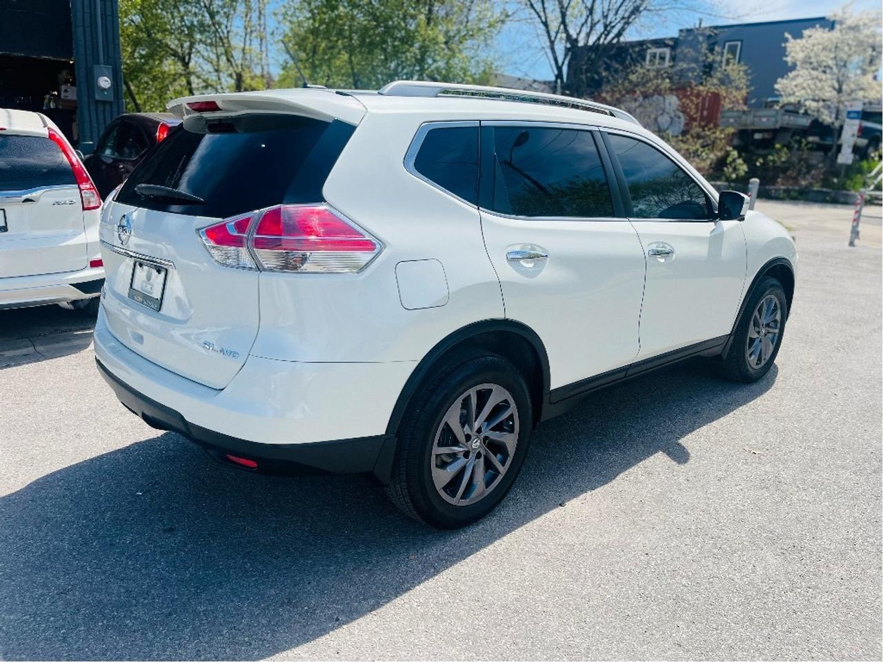 2016 Nissan Rogue SL CERTIFIED AWD LEATHER  BLIND SPOT 360 CAM Photo