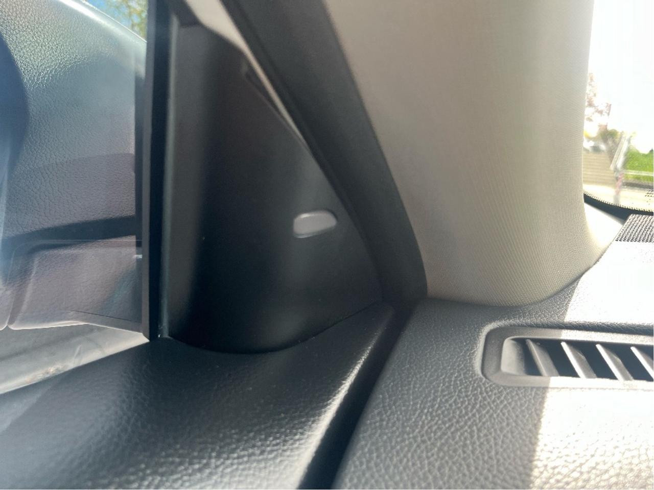 2016 Nissan Rogue SL CERTIFIED AWD LEATHER  BLIND SPOT 360 CAM Photo