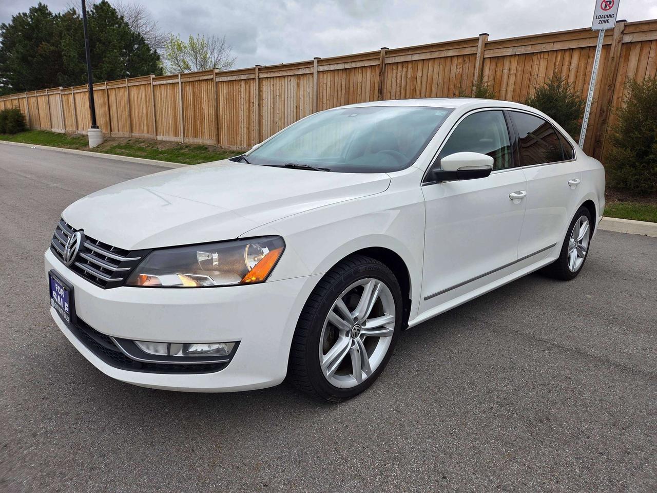 2014 Volkswagen Passat HIGHLINE Photo