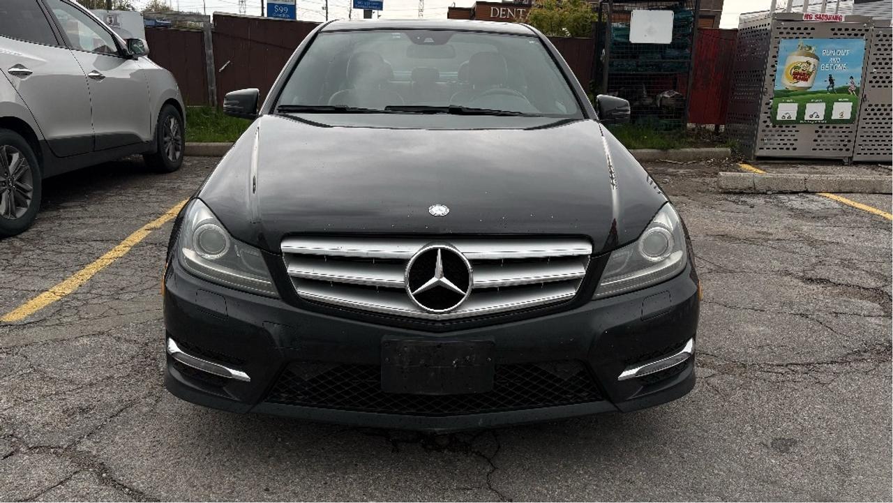 2013 Mercedes-Benz C-Class C 300 4MATIC Photo1