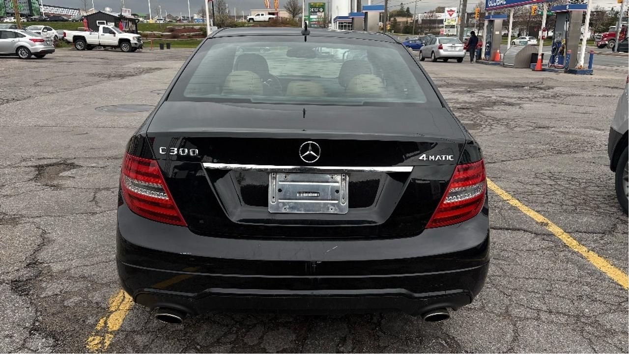 2013 Mercedes-Benz C-Class C 300 4MATIC Photo